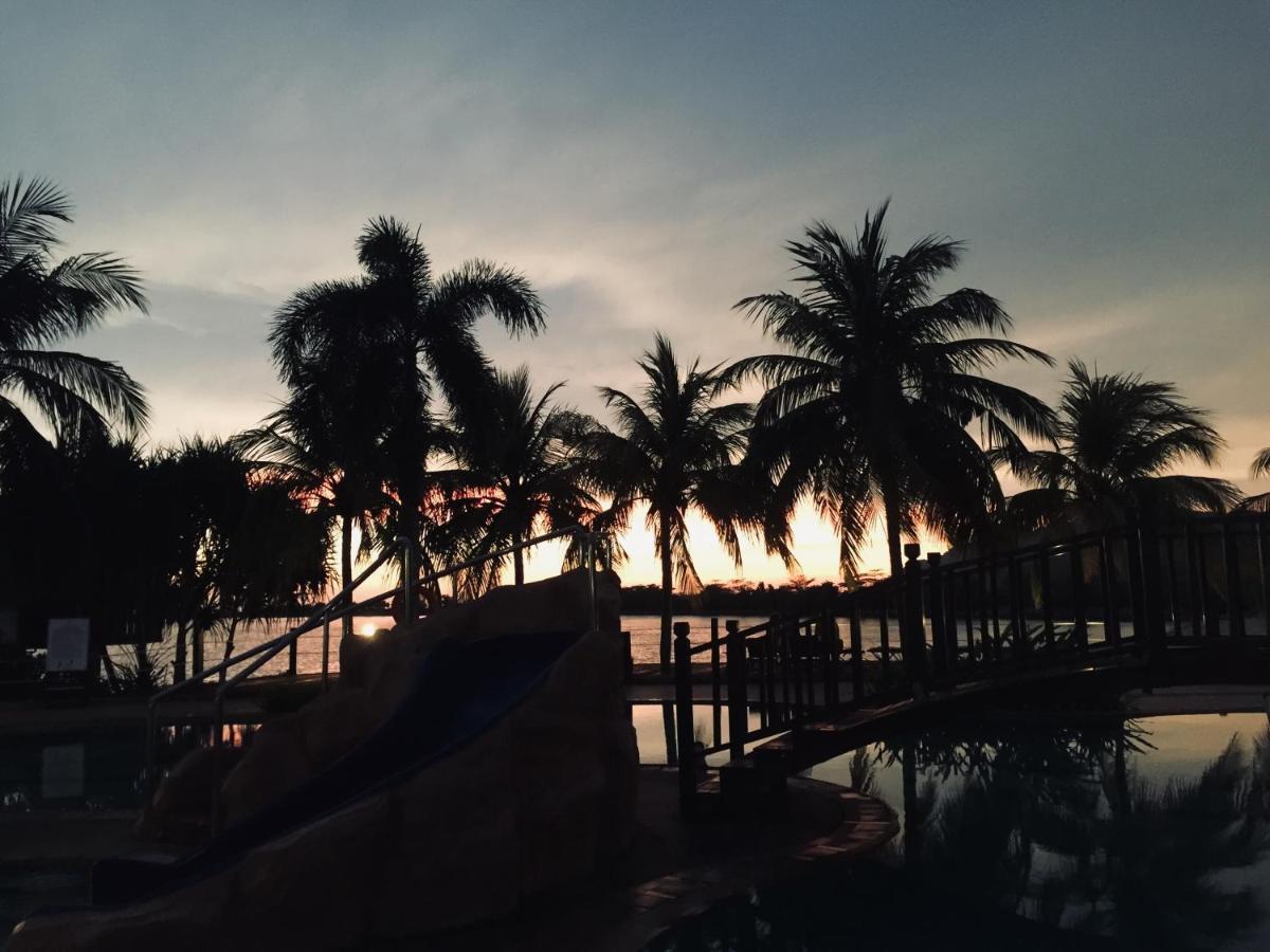 Langkawi Lagoon Ocean Resort Pantai Cenang  Buitenkant foto